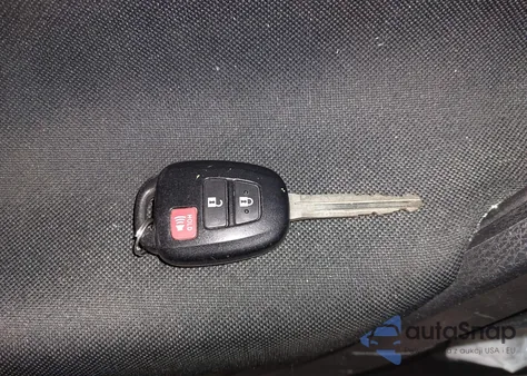 2017 Toyota Rav4 Le z USA, uszkodzony, nr VIN 2T3ZFREV9HW334212